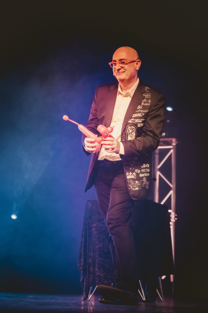 01042023-sans titre-163Spectacle Illusion svg+xml;charset=utf