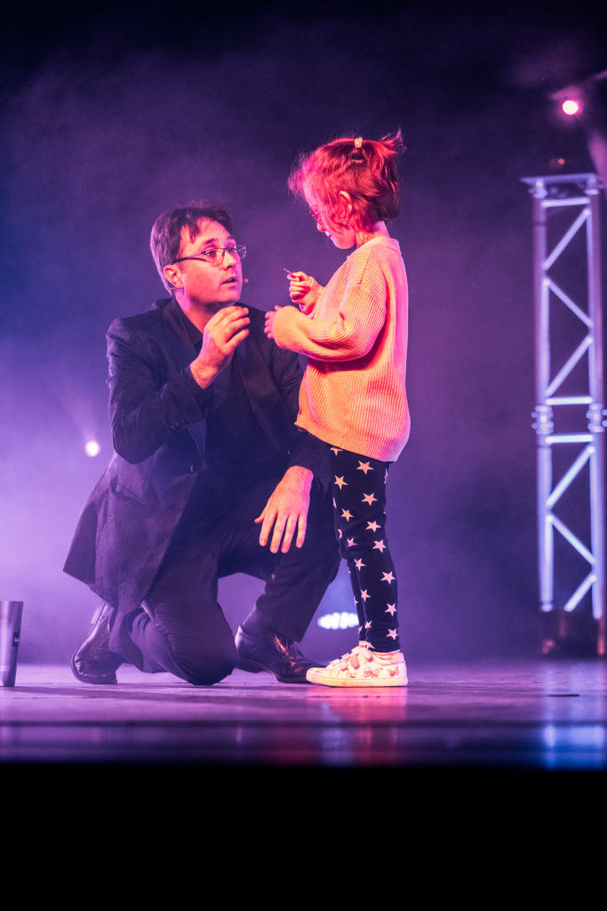 01042023-sans titre-50Spectacle Illusion svg+xml;charset=utf