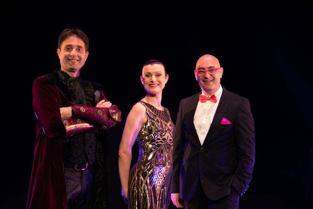 1Y1A1426 svg+xml;charset=utf