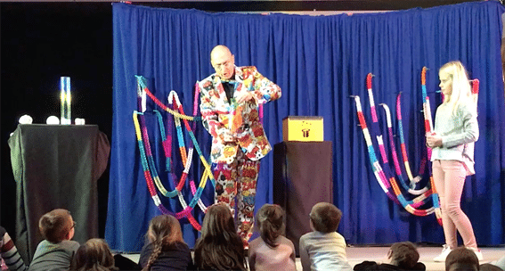 Bada-Boom-7 svg+xml;charset=utf