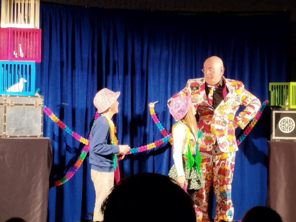 Bada Boom Vincent Gaillard - Malice-academy.com 1 svg+xml;charset=utf