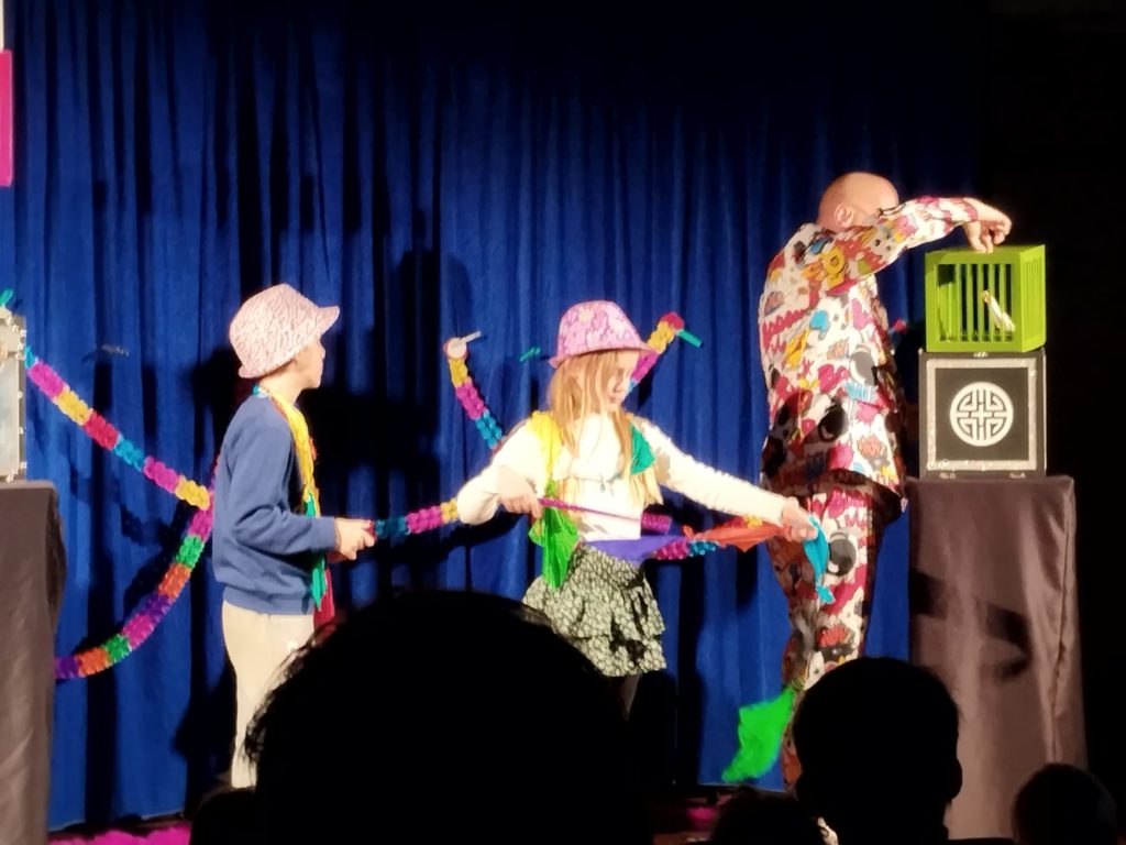 Bada Boom Vincent Gaillard - Malice-academy.com 2 svg+xml;charset=utf