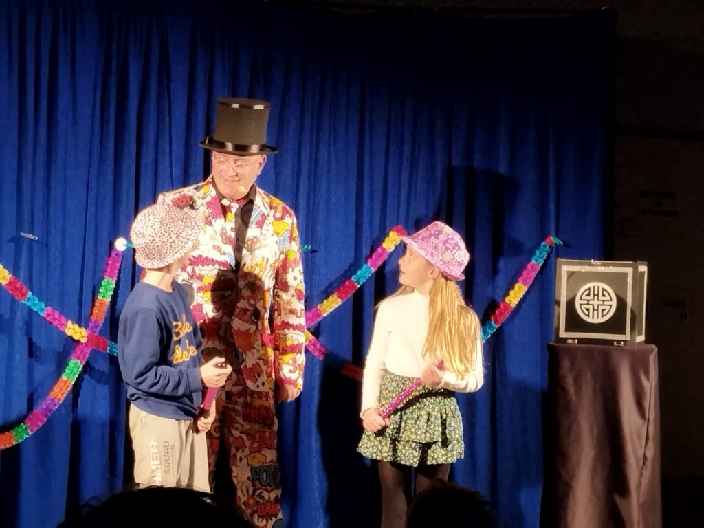 Bada Boom Vincent Gaillard - Malice-academy.com 3 svg+xml;charset=utf