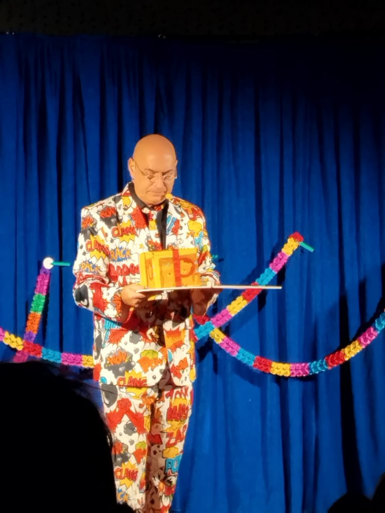 Bada Boom Vincent Gaillard - Malice-academy.com 6 svg+xml;charset=utf