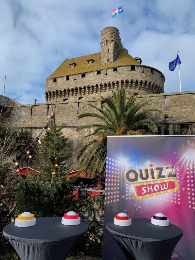 Quizz-Show-15-768x1024-1 svg+xml;charset=utf