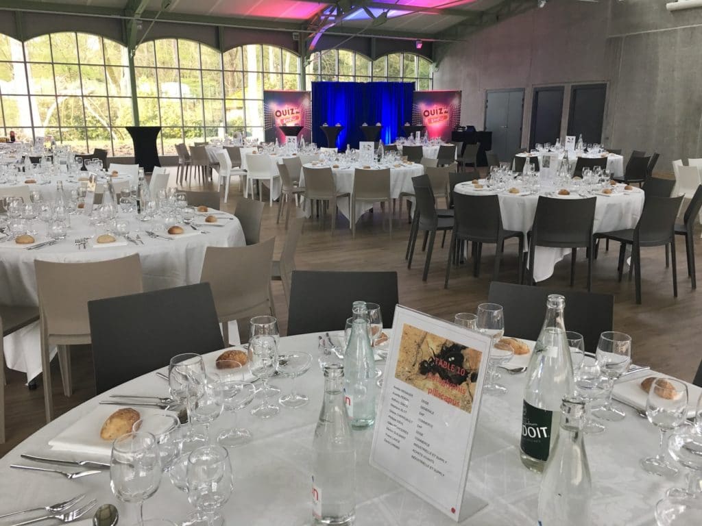 Quizz-Show-20-1024x768-1 svg+xml;charset=utf