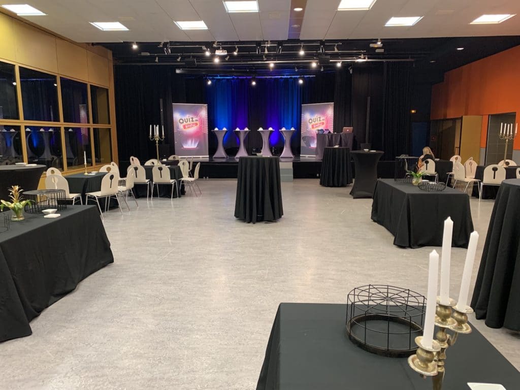 Quizz-Show-31-1024x768-1 svg+xml;charset=utf