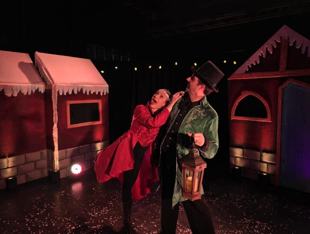 Les Lutins Malins - Magie - Spectacle de Noël 4 svg+xml;charset=utf