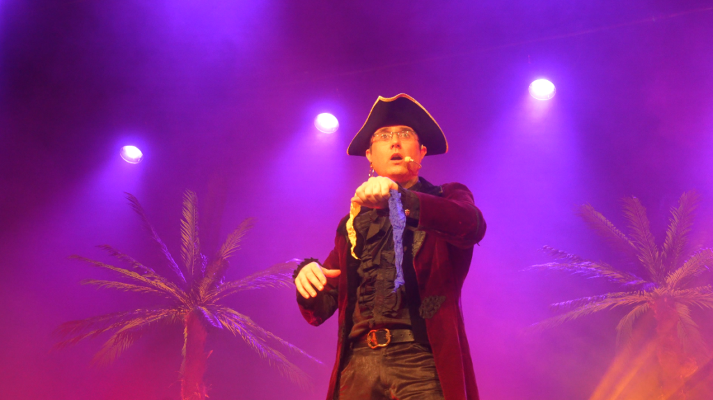 Spectacle Pirate enfant plein vol 36 svg+xml;charset=utf