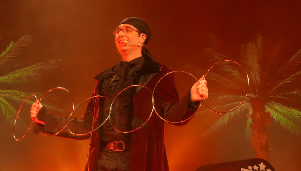 Spectacle Pirate enfant plein vol 44 svg+xml;charset=utf