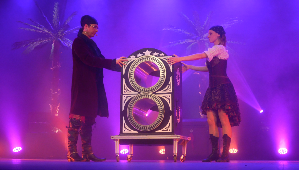 Spectacle Pirate enfant plein vol 45 svg+xml;charset=utf