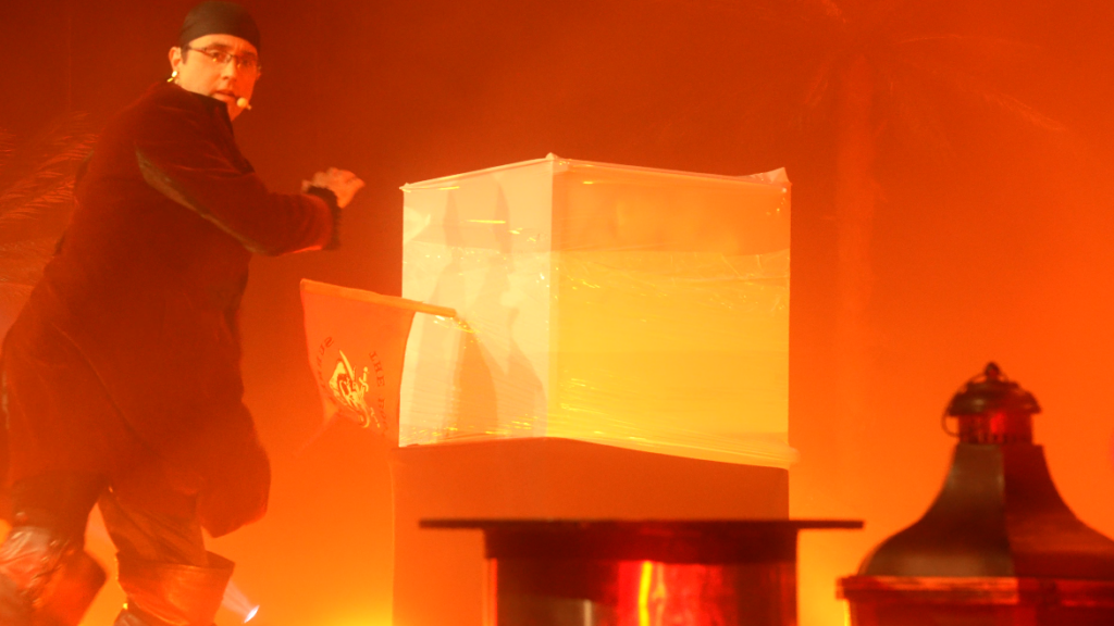 Spectacle Pirate enfant plein vol 60 svg+xml;charset=utf