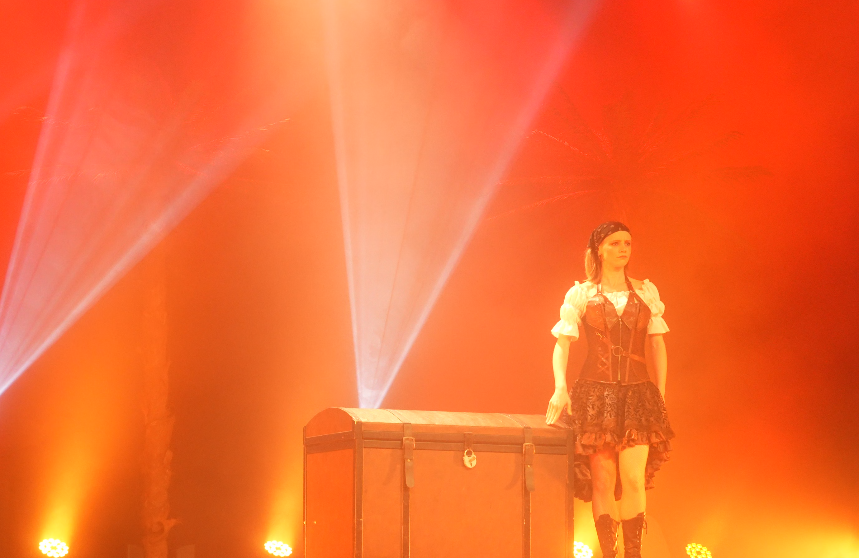 Spectacle Pirate enfant plein vol 71 svg+xml;charset=utf