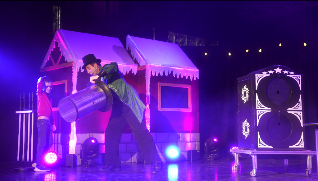 Spectacle les lutins enfant 16 svg+xml;charset=utf