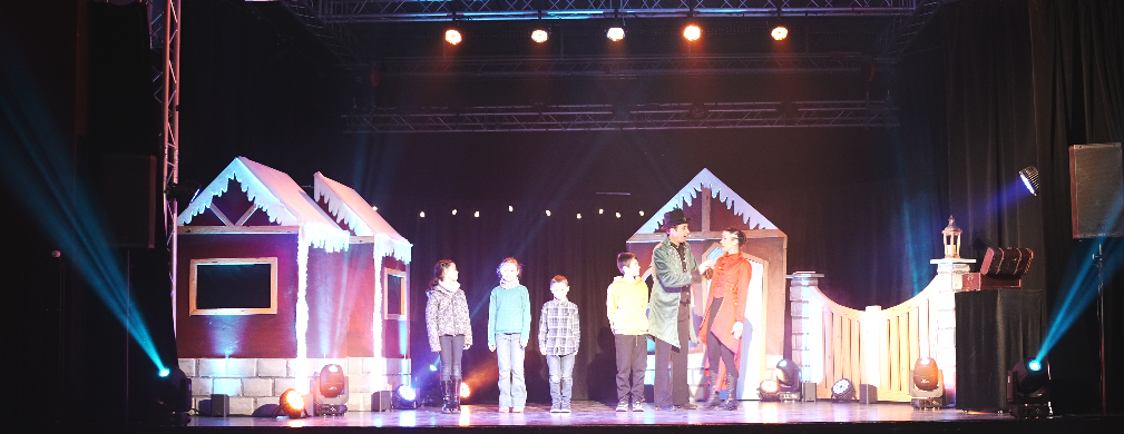 Spectacle les lutins enfant 41 svg+xml;charset=utf