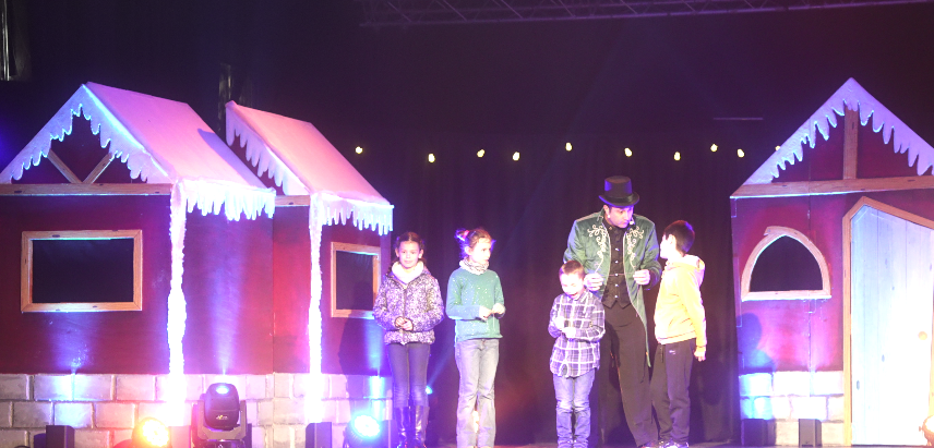 Spectacle les lutins enfant 7 svg+xml;charset=utf