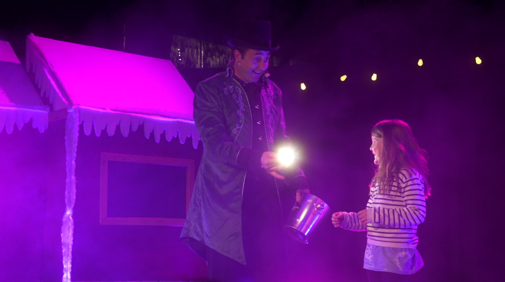 Spectacle les lutins enfant 9 svg+xml;charset=utf