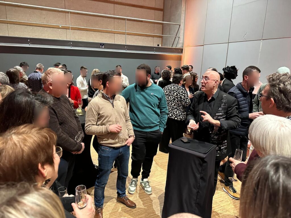 Magiciens en Close-up Plein Vol 2 svg+xml;charset=utf