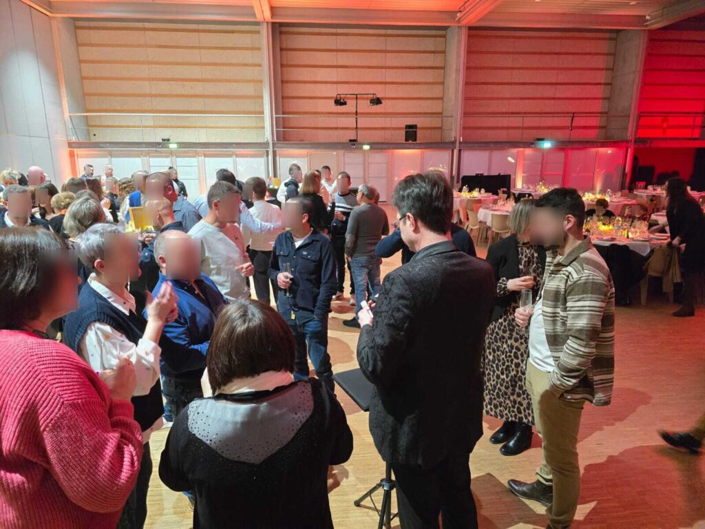 Magiciens en Close-up Plein Vol 3 svg+xml;charset=utf