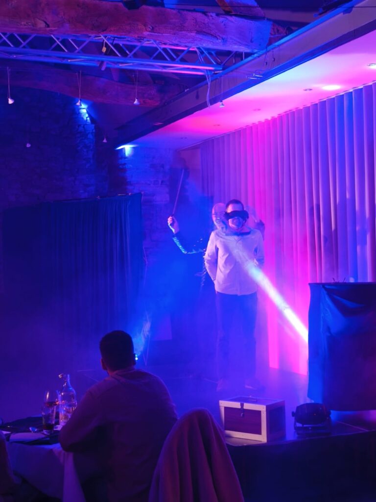 Malice-academy One man Show Magique 11 svg+xml;charset=utf