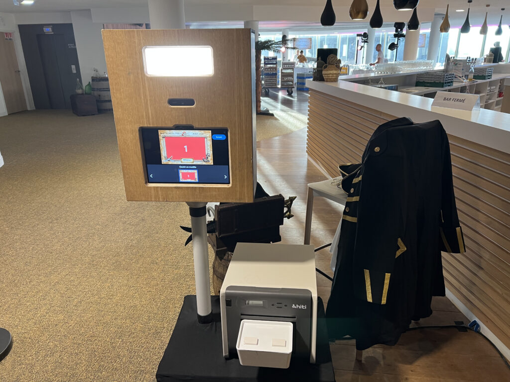 Photo Booth Corsaire 5 svg+xml;charset=utf